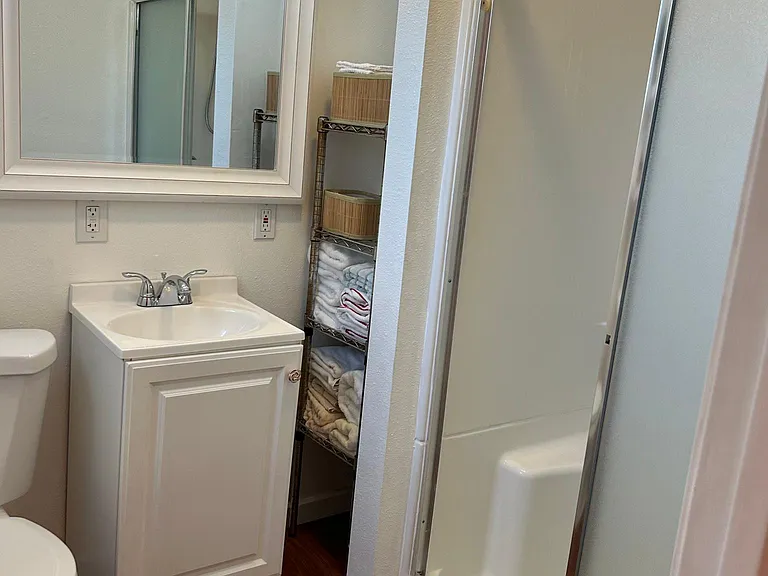 3570 Caspian Ave — Photo 18