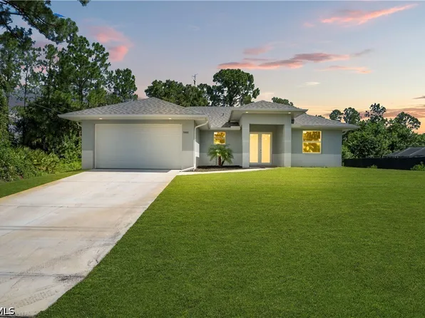 1605 E 6th St, Lehigh Acres, FL 33972