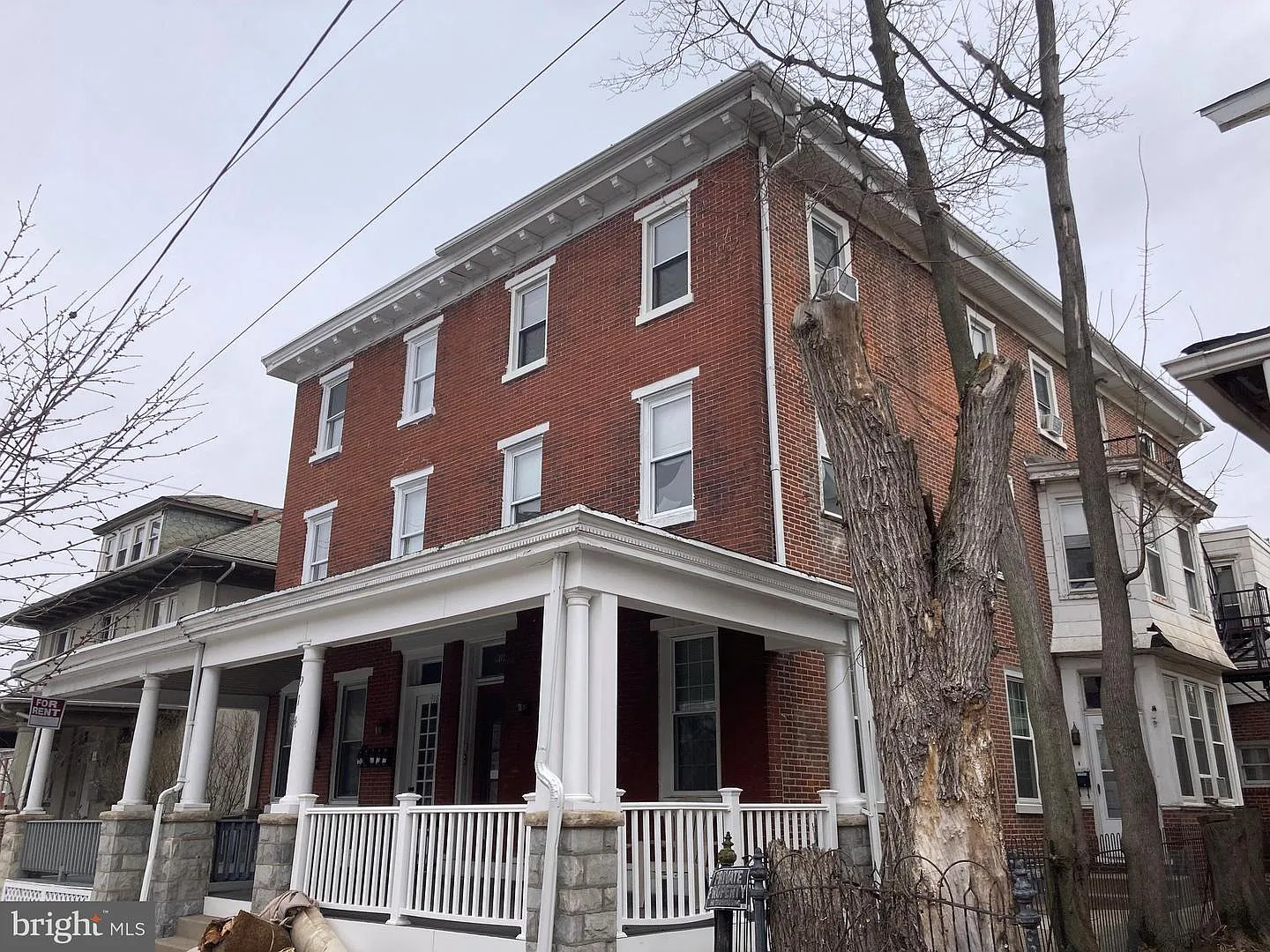 914 Swede St photo 1