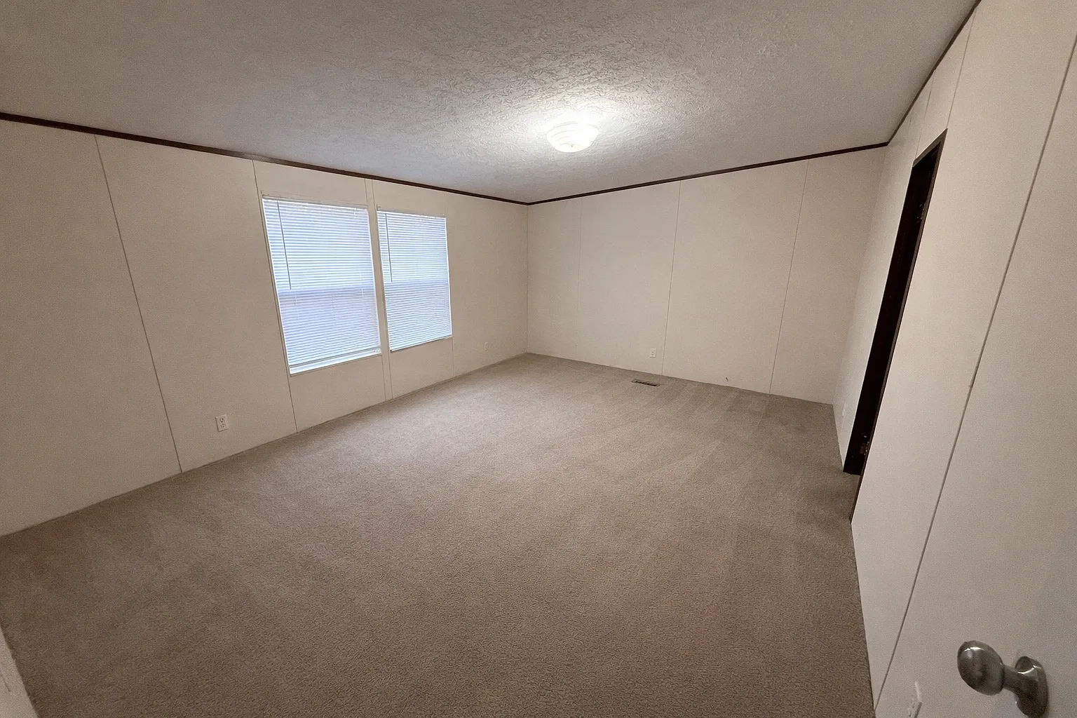Beautiful Double-Wide Home Available Now for Rent-to-Own! — Photo 3
