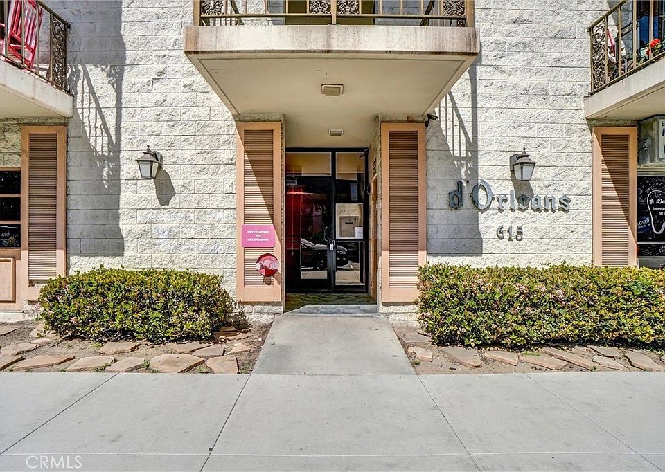 1st image of 615 E Broadway #206