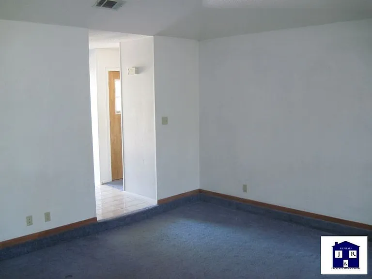 1107 Tyler Dr — Photo 17