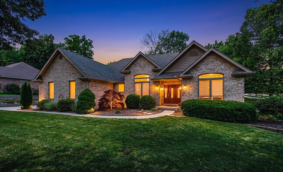 1st image of 1271 Oakleaf Dr