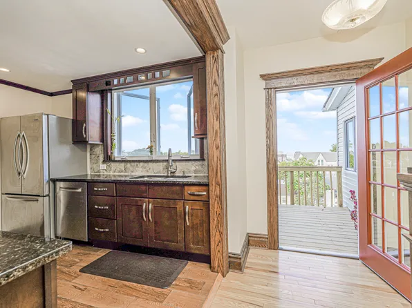 11 Bayview Place image 10 of 33