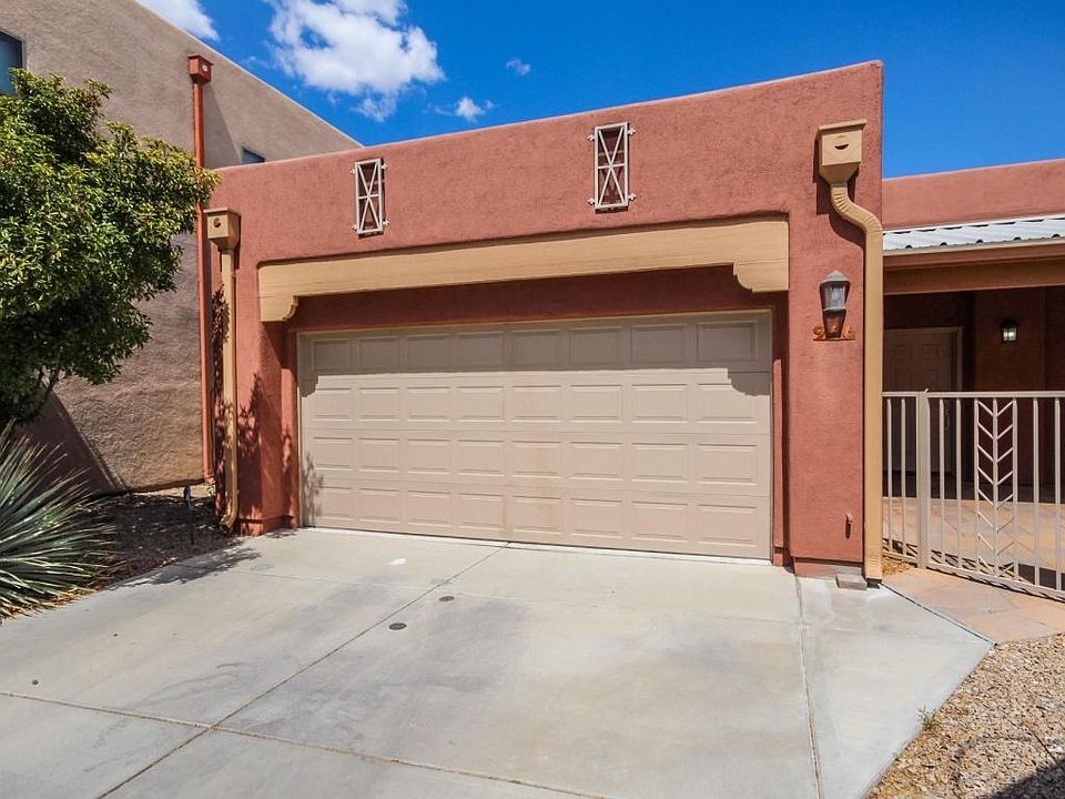 1st image of 966 W Calle Carasol