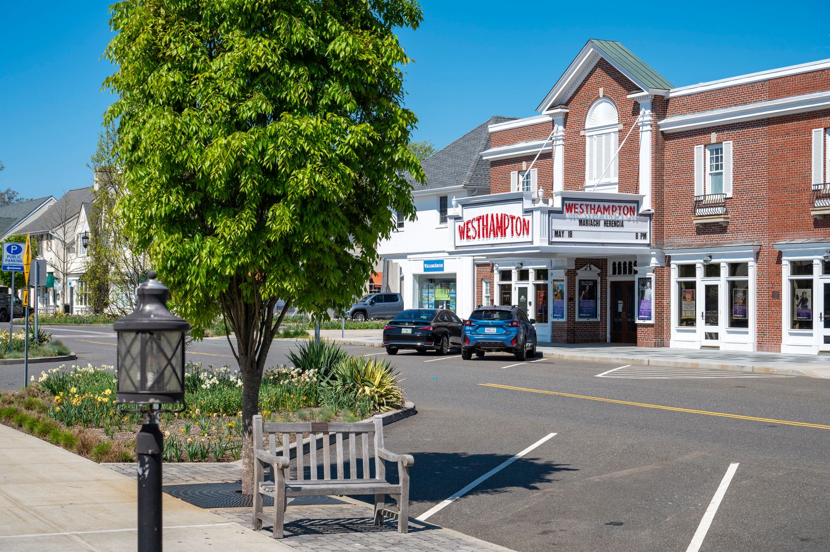 Walk to Westhampton Village