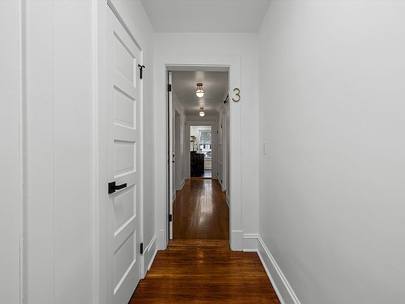 3rd image of 422 W Clifford St #3