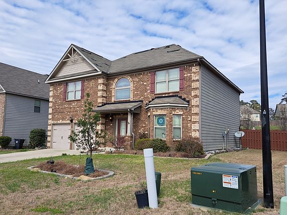 2nd image of 4031 Lakewood Dr