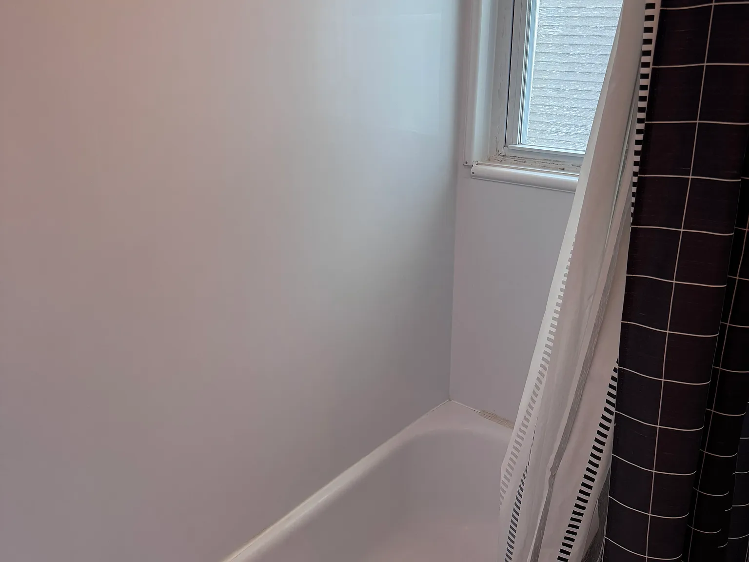 3 bed, 1100 sqft, $3,000 — Photo 2