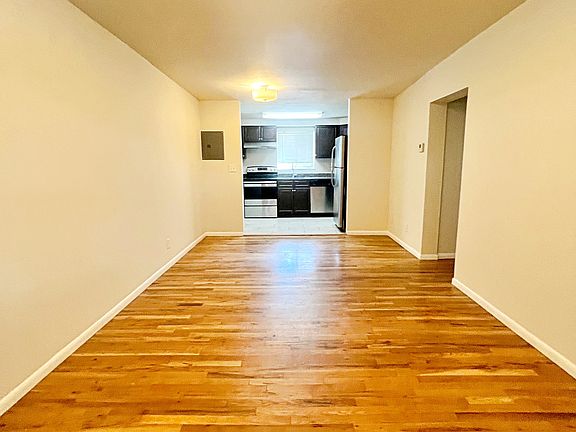 5826 #5 Living Room From Front Door