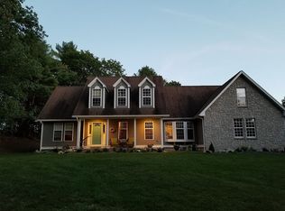 41 Partridge Run Dr, Winthrop, ME 04364