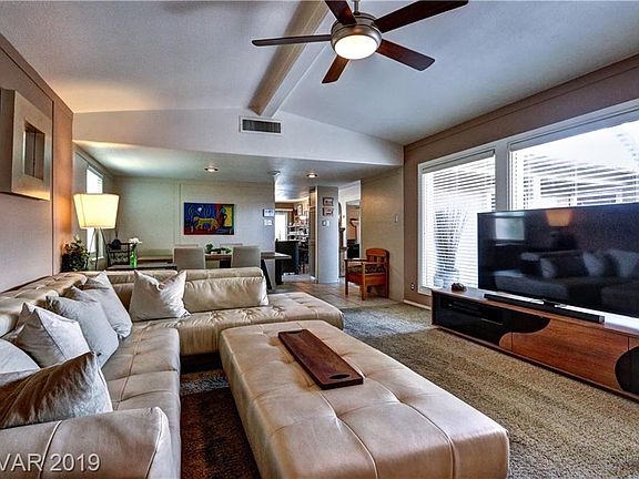 5th image of 4149 Sheppard Dr
