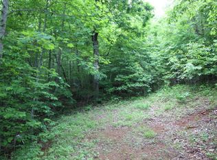 77 Garden Flats Rd, Franklin, NC 28734