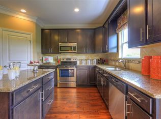 611 Briarhill Rd, Lebanon, TN 37087