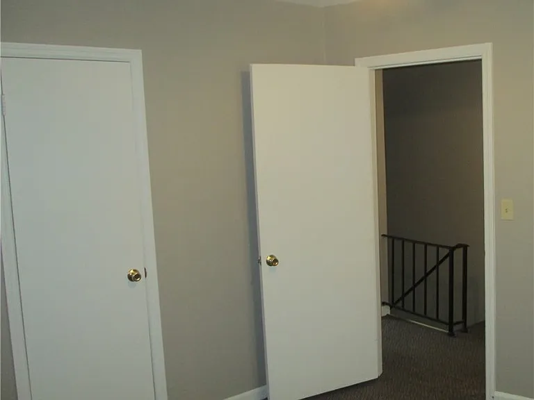 401 Greenville St — Photo 2