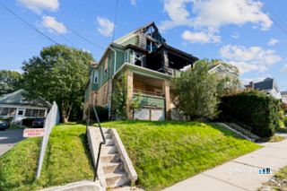 3rd image of 119 Hobart Street