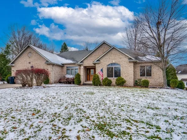 328 Kingswood Ct, Wadsworth, OH 44281
