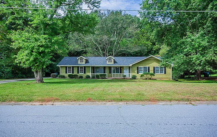 1st image of 3381 San Antonio Dr
