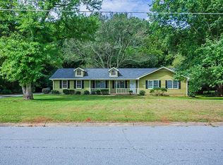 3381 San Antonio Dr, Snellville, GA