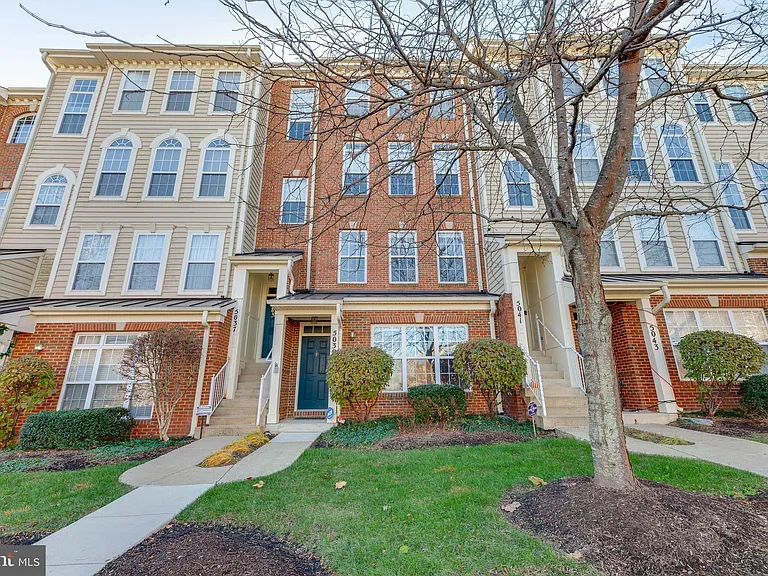 5039 Anchorstone Dr #5039 — Photo 2