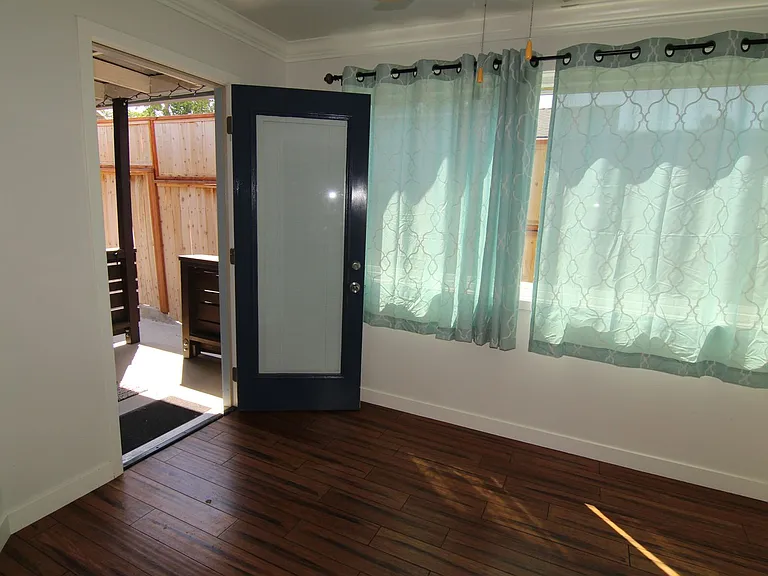 5010 Palma Ave #1 — Photo 7