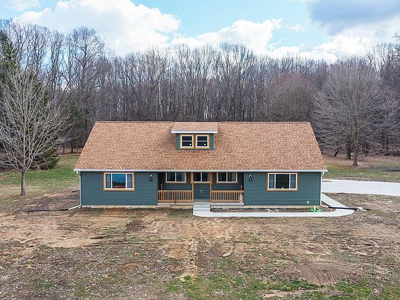 4th image of 12500-11 Mile Rd