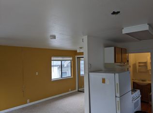 521 63rd St #B, Oakland, CA 94609