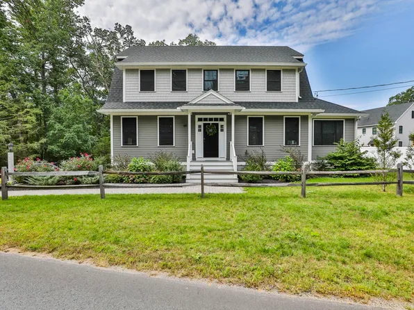 49 Kimball Rd, Amesbury, MA 01913