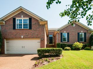 7833 Farmington Pl, Nashville, TN 37221
