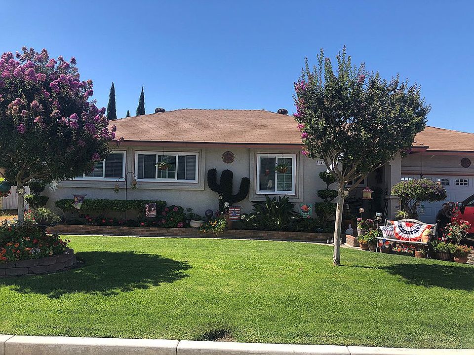 2nd image of 145 W Etiwanda Ave