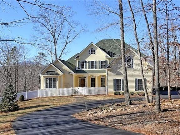 2nd image of 1117 Whispering Oaks Ln