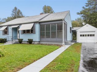 12 Banas Ct, Norwich, CT 06360