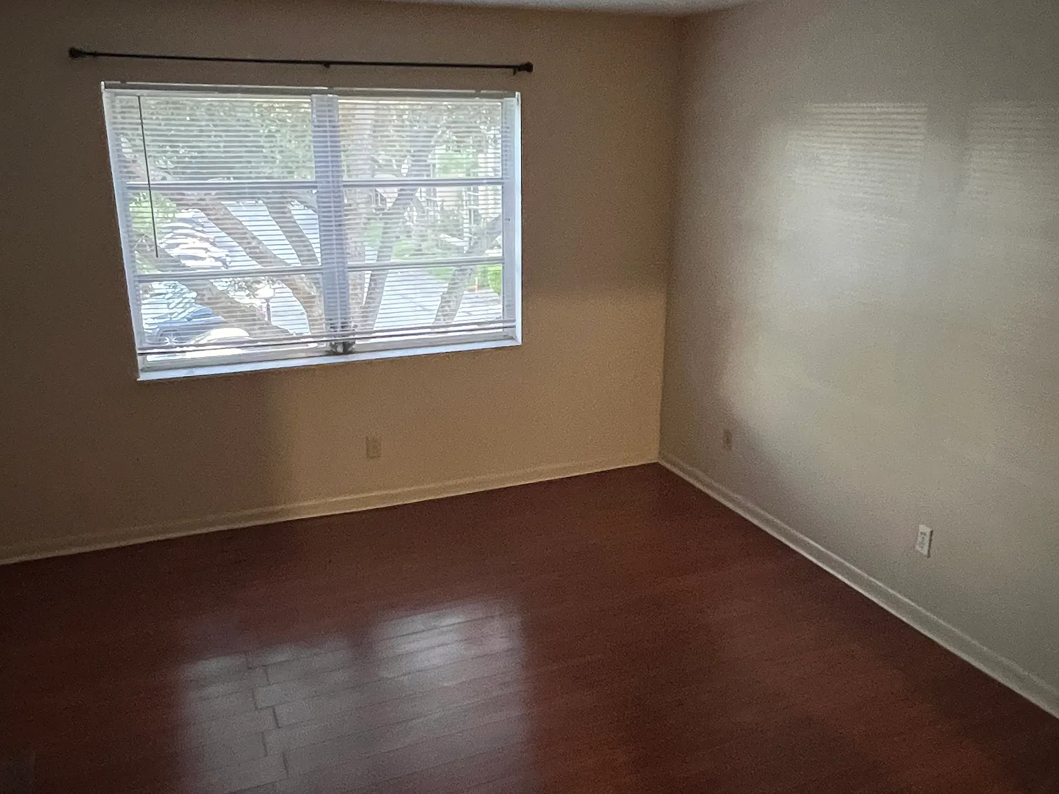 2 bed, 1160 sqft, $2,000 — Photo 3