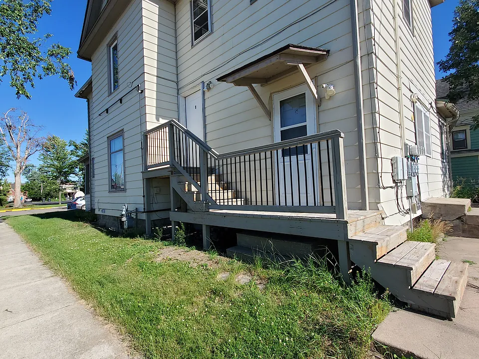 Side Entrance.