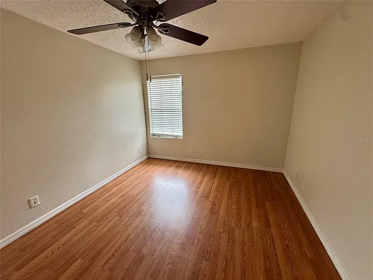 320 Black Oak Ct #207 — Photo 9