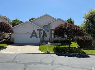 941 S Fremont Rd, Bountiful, UT 84010
