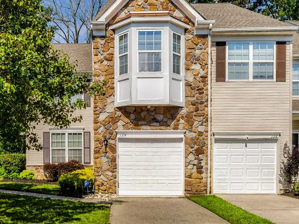 124 Rittenhouse Dr, Deptford, NJ 08096