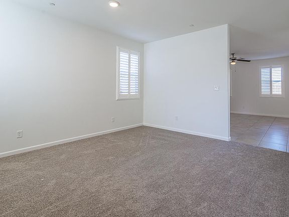 5th image of 627 S Elverta Street