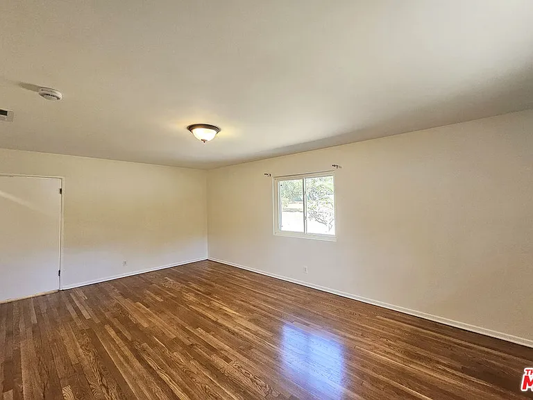 3700 Glenwood Ave — Photo 15