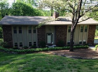 1336 Crestwood Dr, Louisville, TN 37777