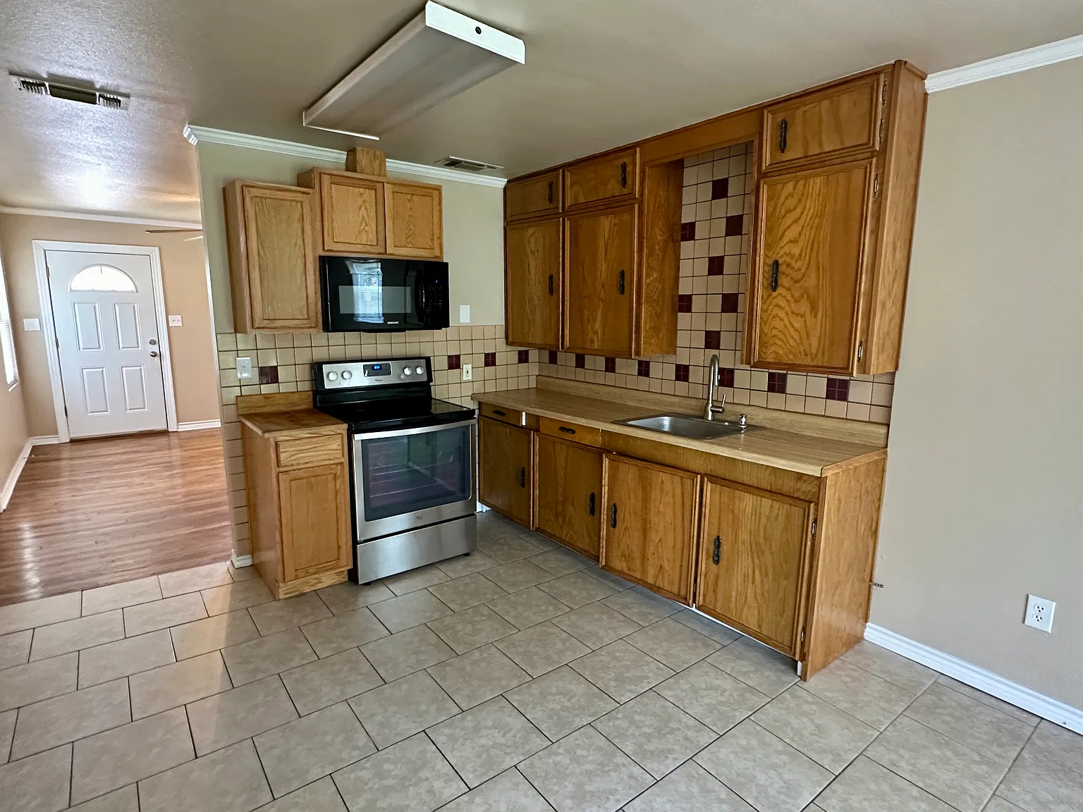 5617 Watters Place — Photo 4