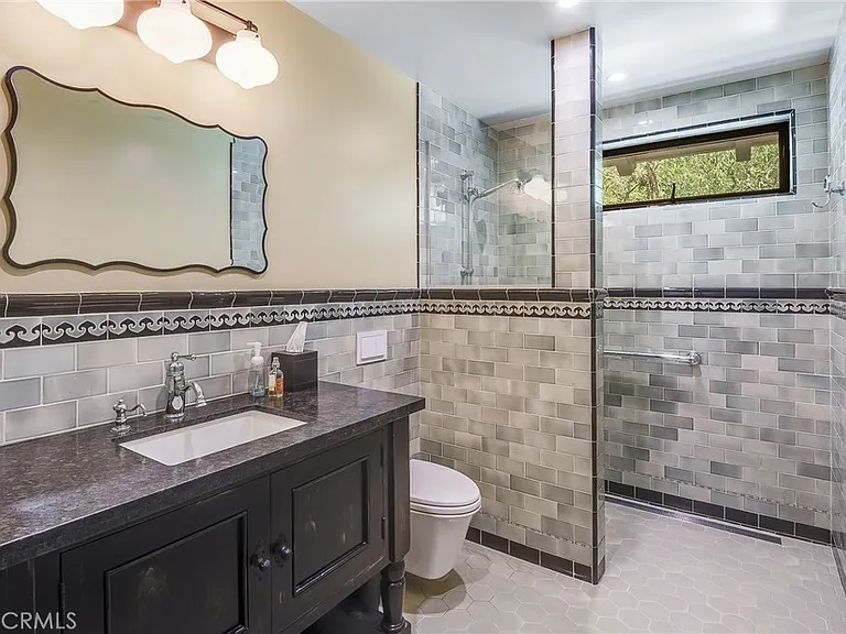 57 Narcissa Dr — Photo 29