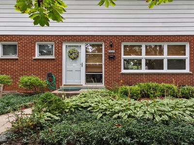 3131 Lake Ave Unit F, Wilmette, IL, 60091