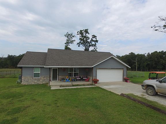 2nd image of 42319 County Road 570