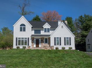 5005 Brittany Ln, Bryn Mawr, PA 19010