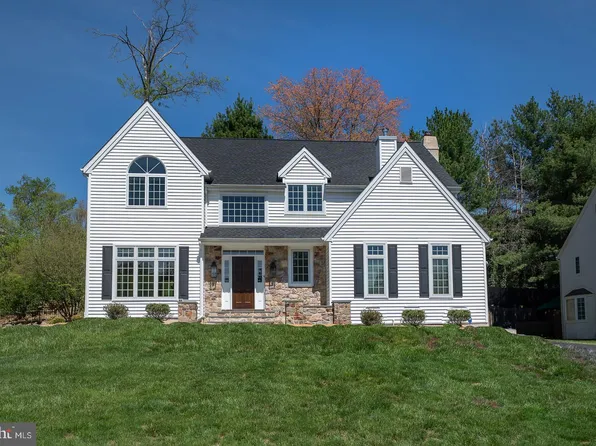 5005 Brittany Ln, Bryn Mawr, PA 19010