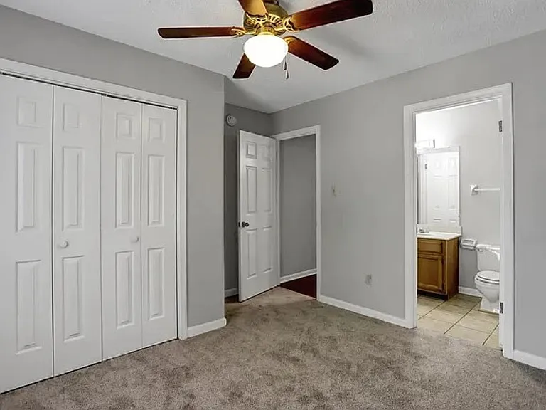 3621 Sunray Cv — Photo 7