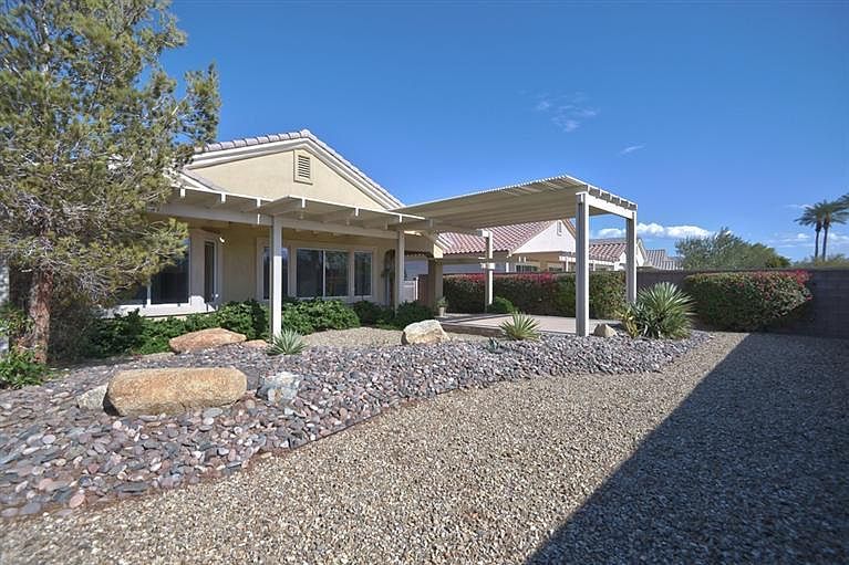 1st image of 78195 Estancia Dr