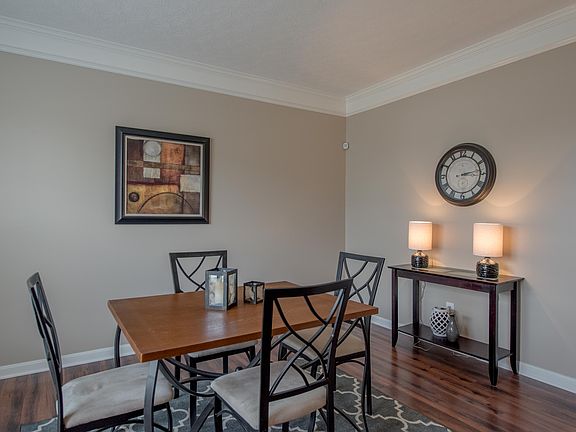 4th image of 571 Cedar Run Drive