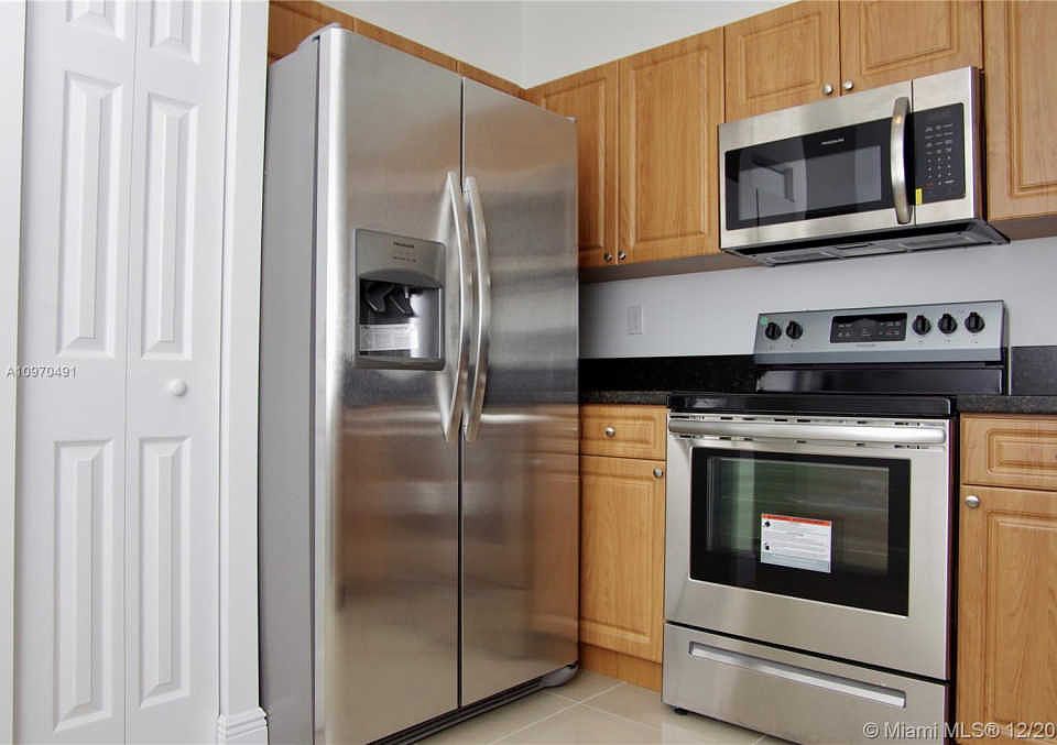1st image of 2826 SE 16th Pl Unit 100